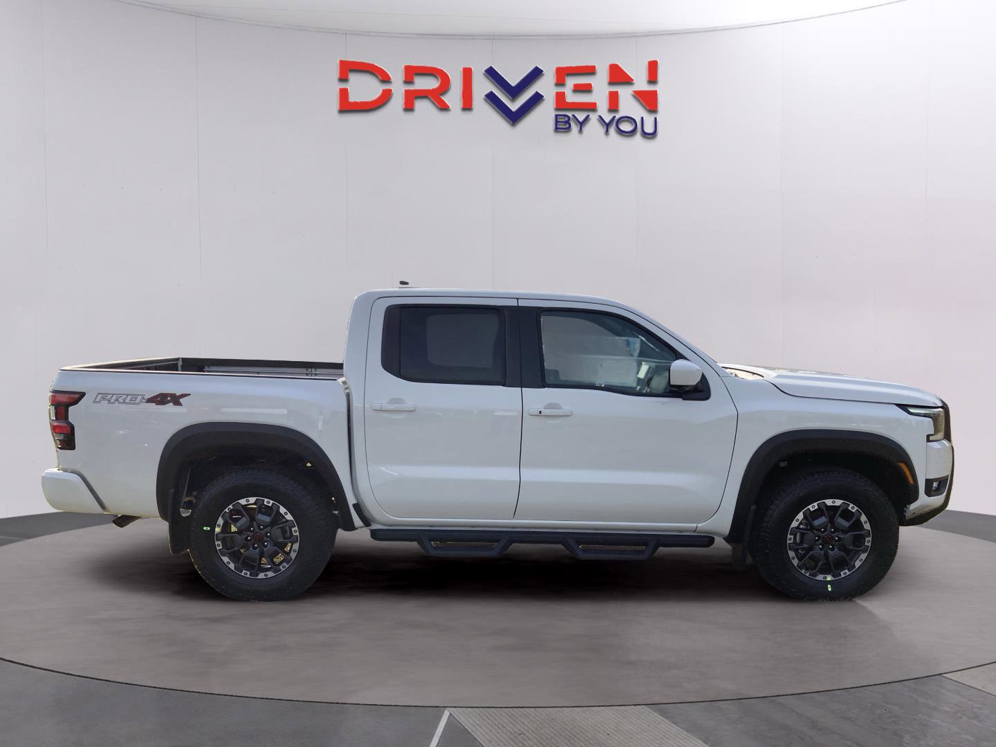 New 2026 Nissan Frontier PRO-4X w/ Pro-4x Convenience Package image 6