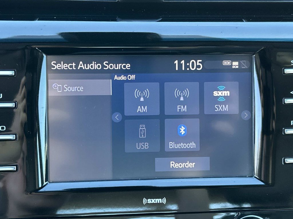 Used 2020 Toyota Camry SE FWD image 32