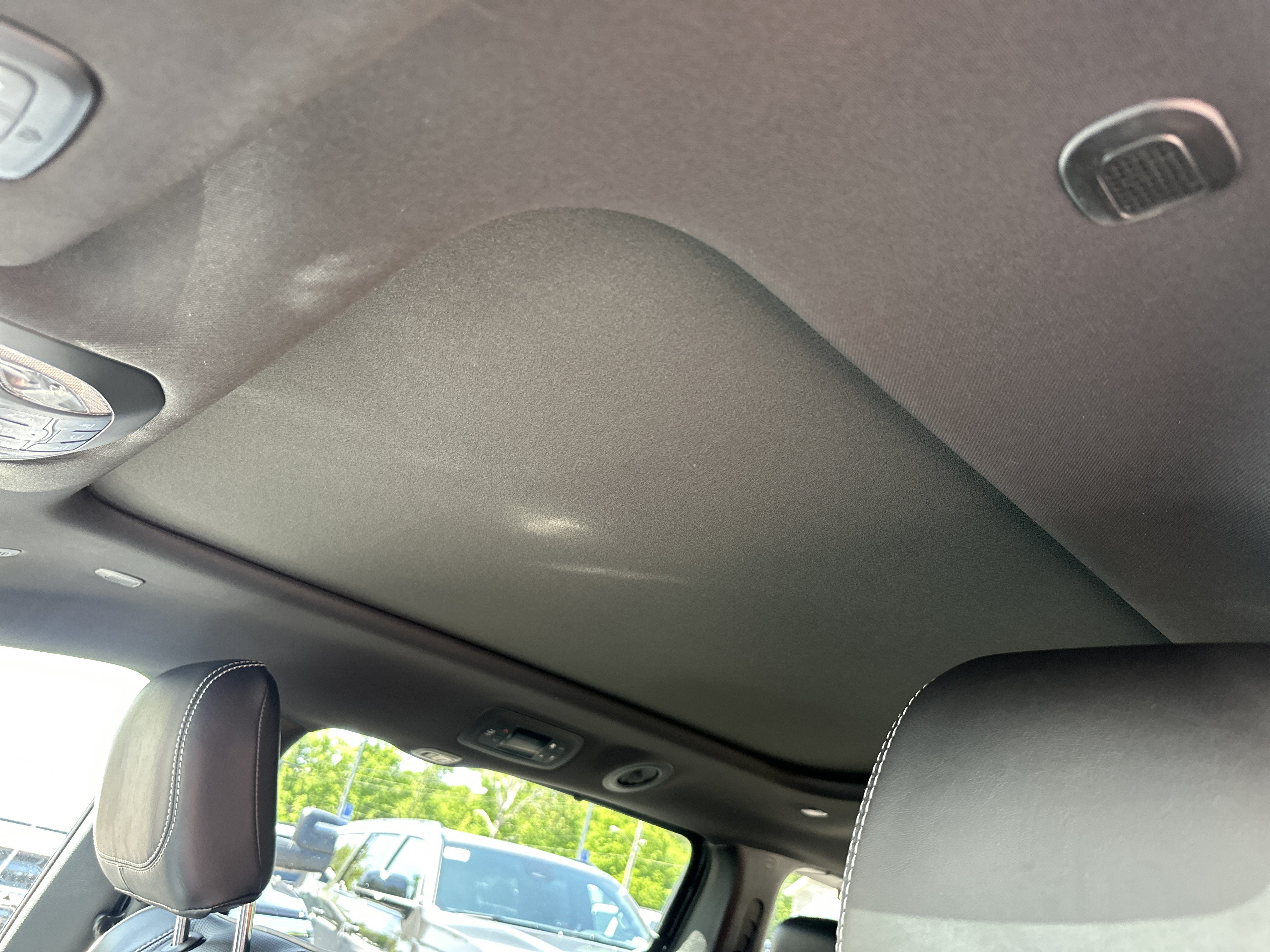 New 2027 Chrysler Pacifica Limited FWD image 14