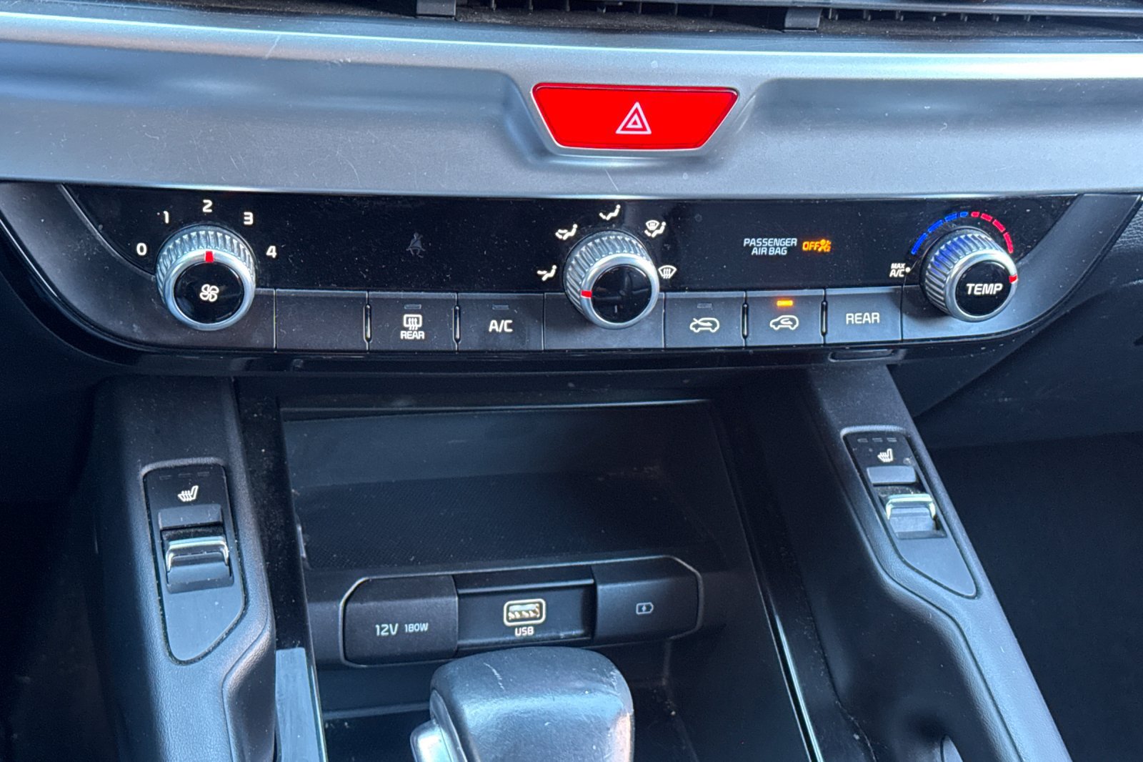 Used 2020 Kia Telluride S AWD/4WD image 28