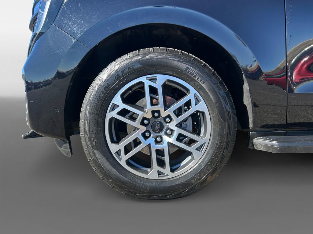 Used 2025 Ford Expedition Max Active image 16