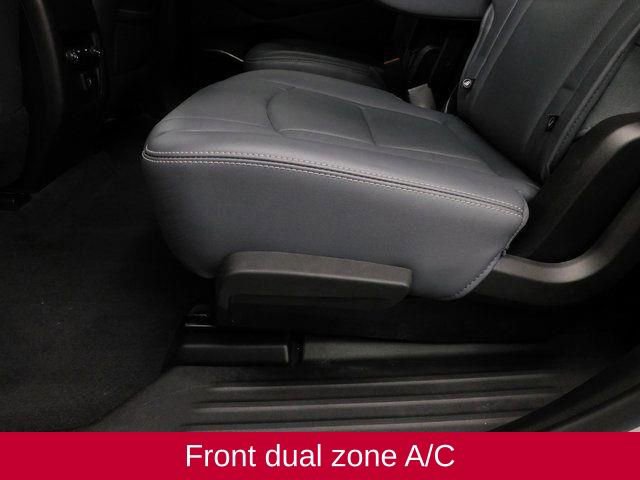 Used 2022 Buick Enclave Essence w/ Sport Touring Edition image 29