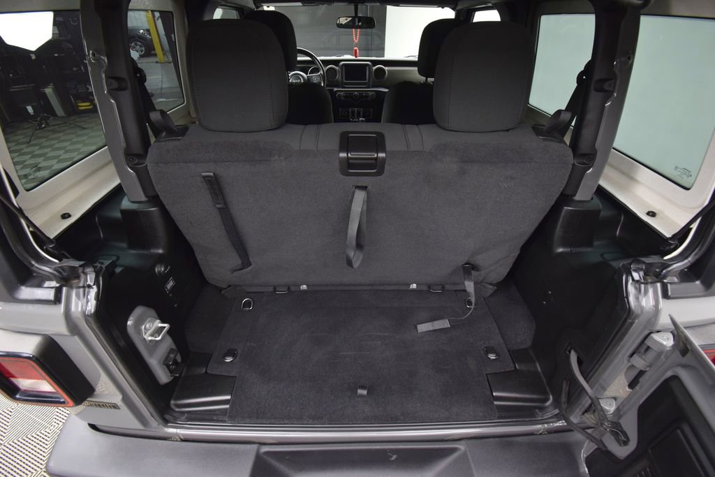 Used 2020 Jeep Wrangler Sport image 27
