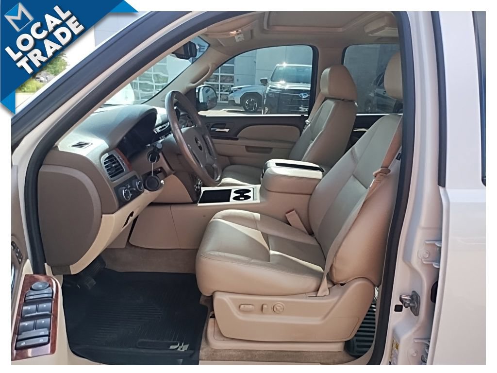 Used 2013 Chevrolet Avalanche LTZ AWD/4WD image 15