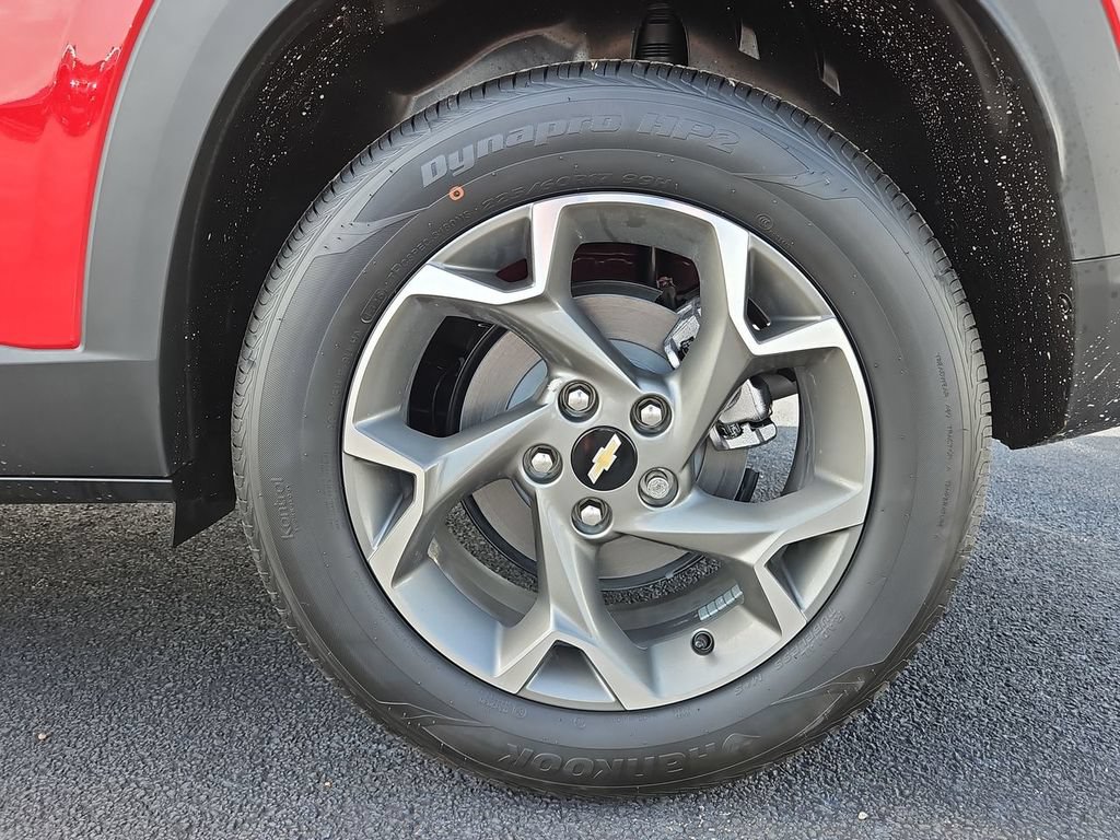 Certified 2026 Chevrolet Trax LT w/ LT Convenience Package FWD image 24
