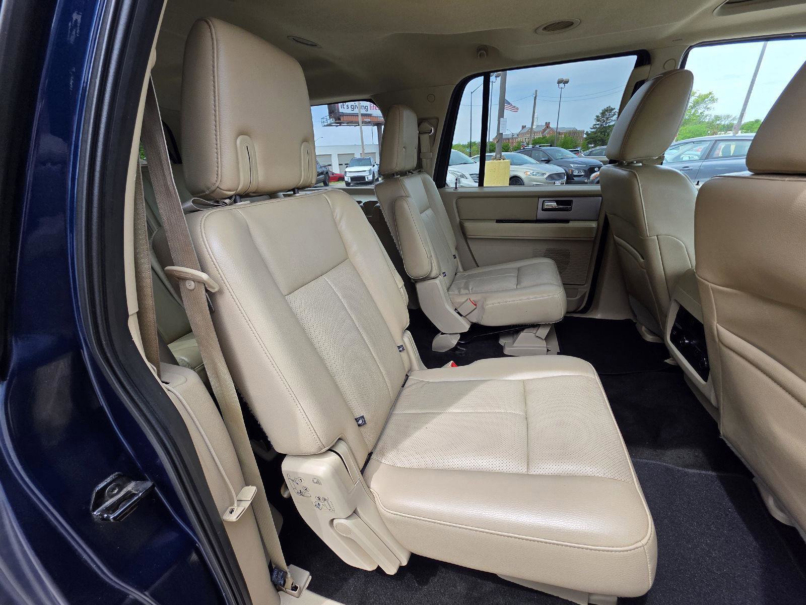 Used 2017 Ford Expedition EL Limited w/ Equipment Group 301A RWD image 30