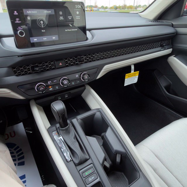 New 2026 Honda Accord LX image 23