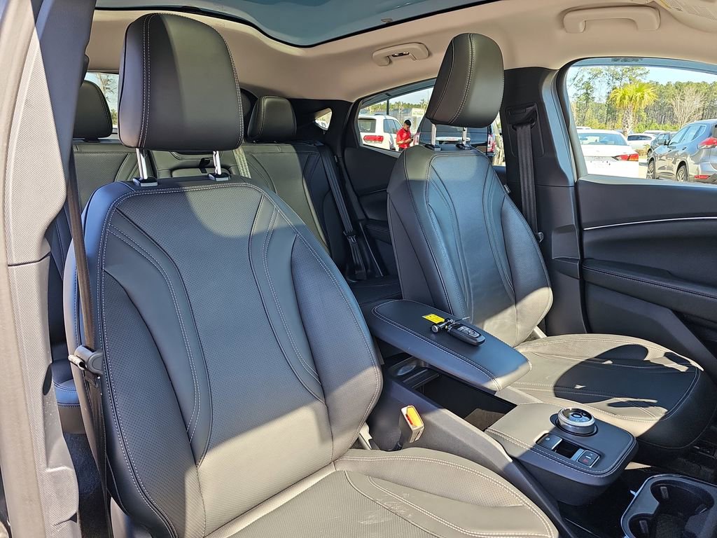 Used 2024 Ford Mustang Mach-E Premium image 13