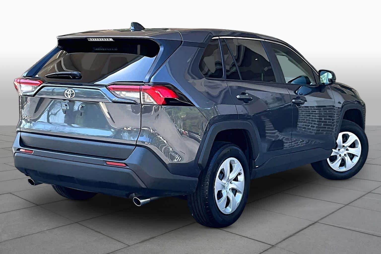 Certified 2025 Toyota RAV4 LE FWD image 24