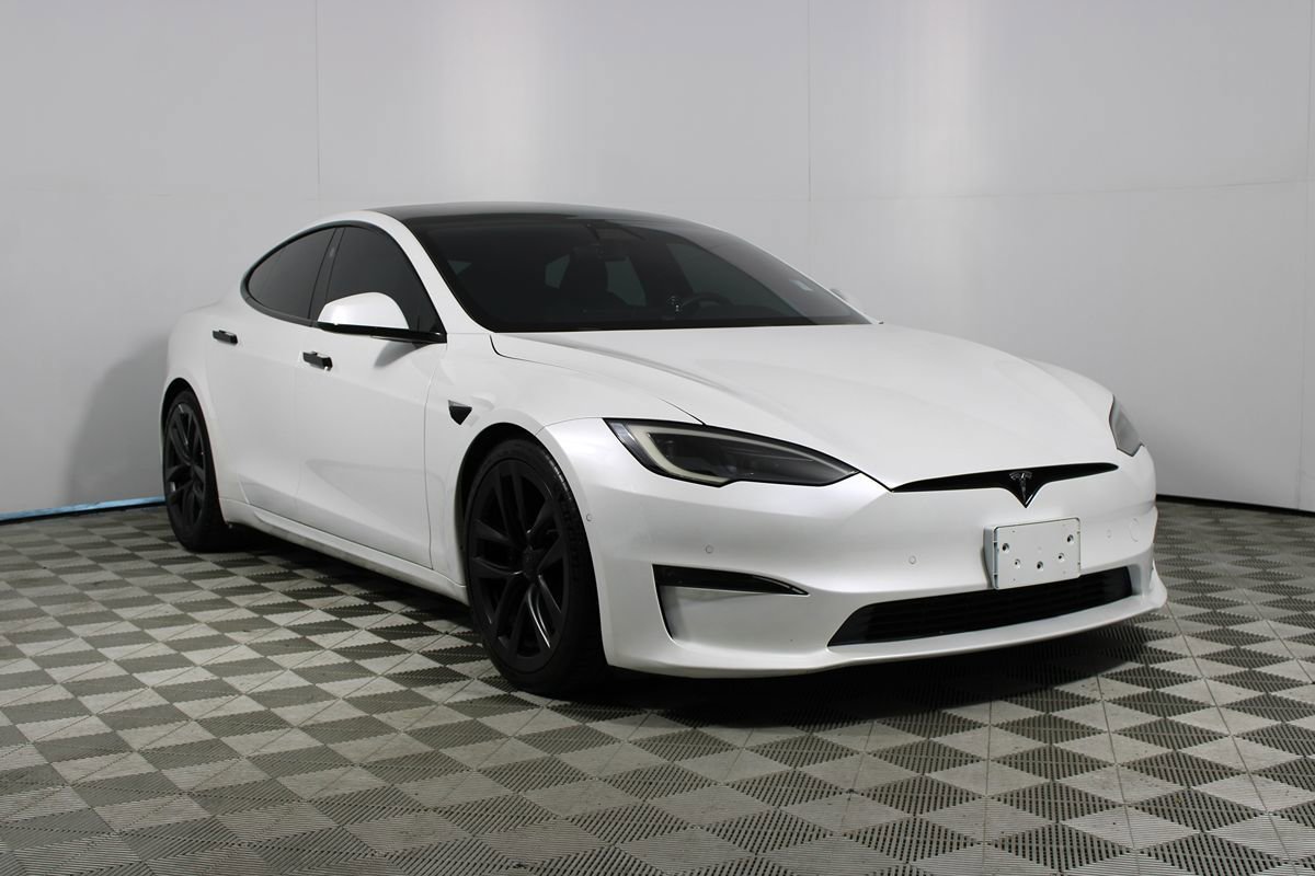 Used 2022 Tesla Model S Plaid AWD/4WD image 30