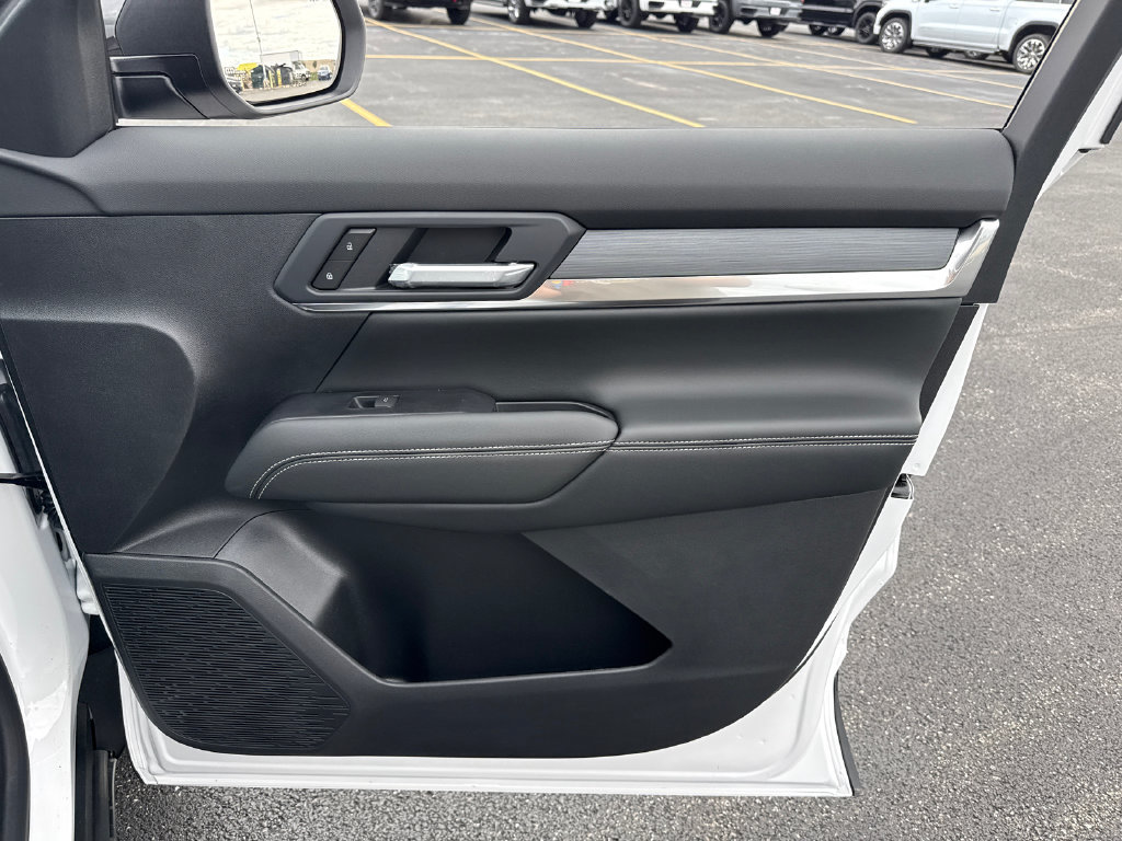 New 2027 GMC Terrain Elevation w/ Elevation Premium Package AWD/4WD image 38