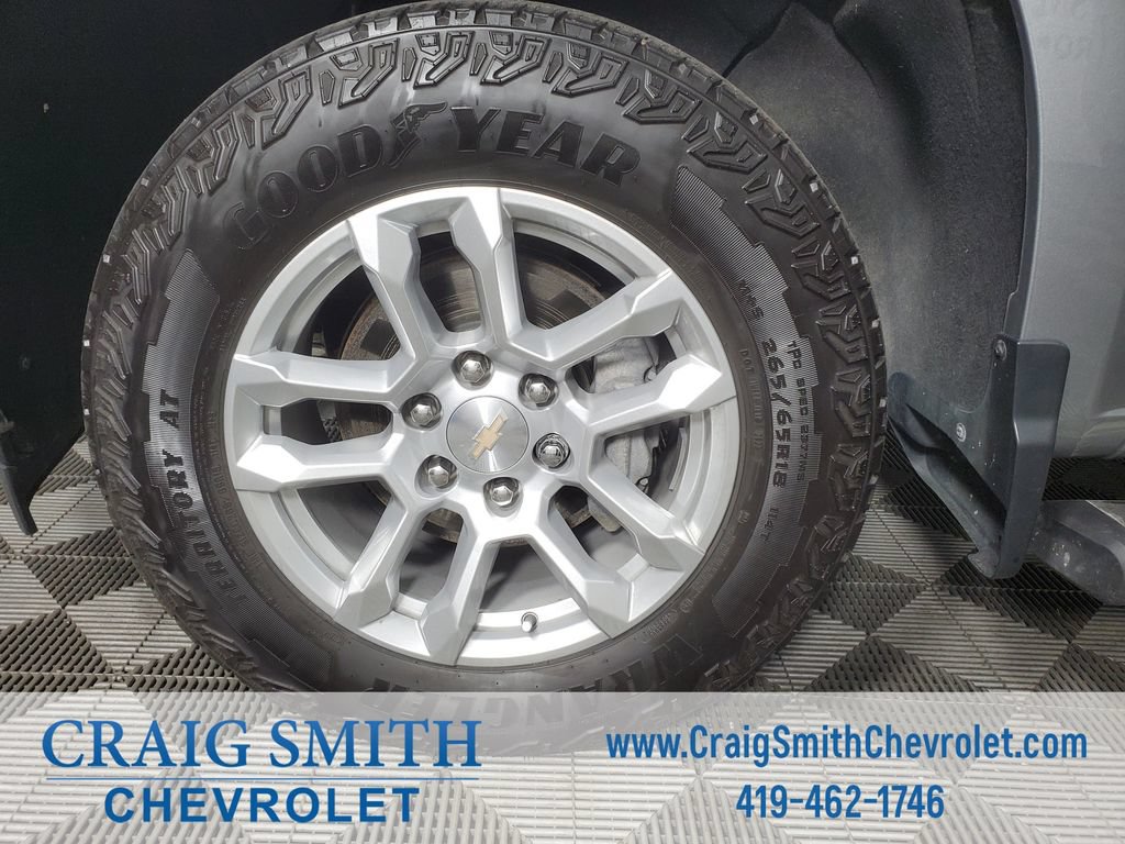 Used 2024 Chevrolet Silverado 1500 LT w/ Convenience Package II AWD/4WD image 32