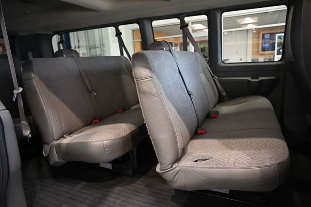 Used 2023 GMC Savana 3500 LS RWD image 13