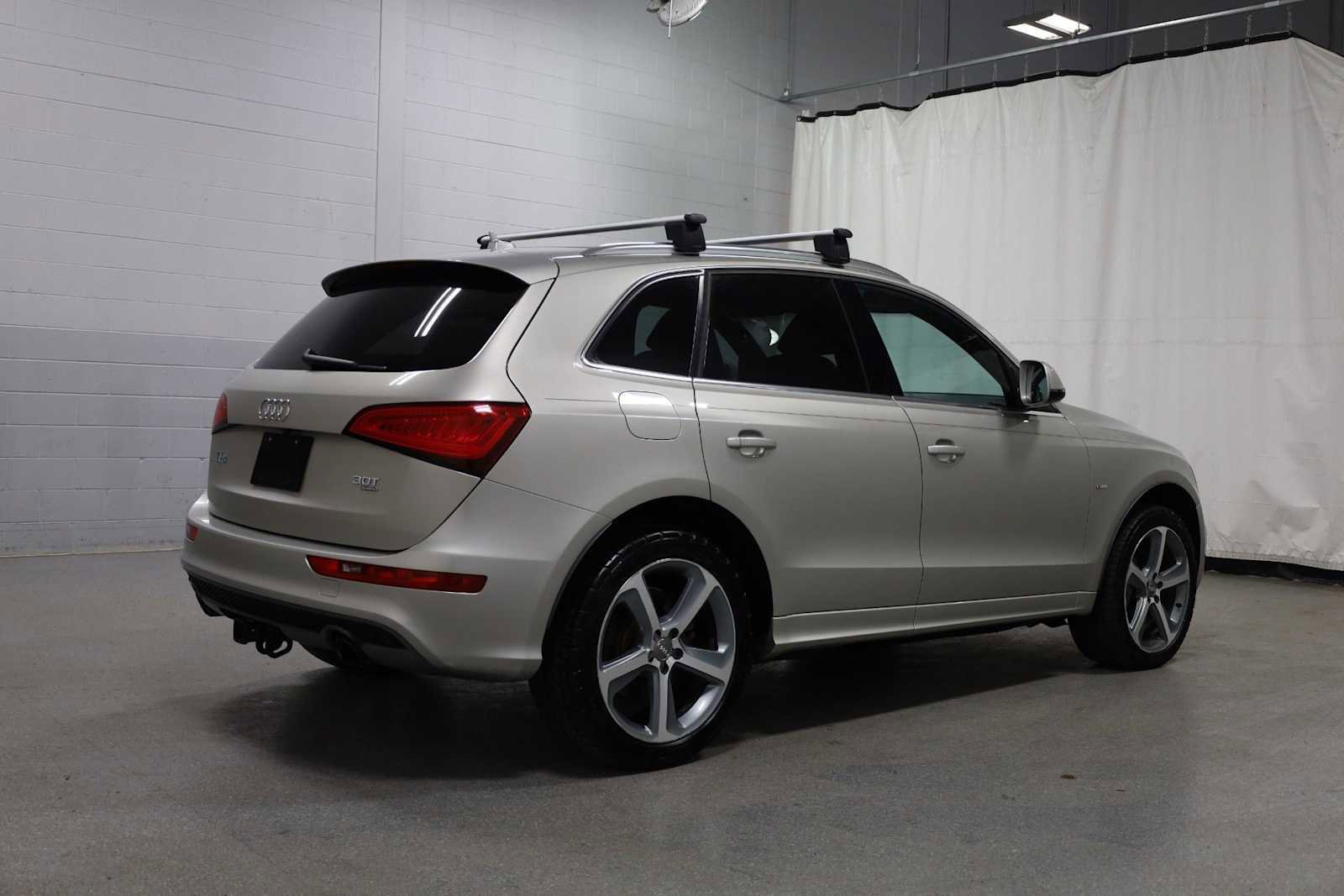 Used 2014 Audi Q5 3.0T Prestige AWD/4WD image 9