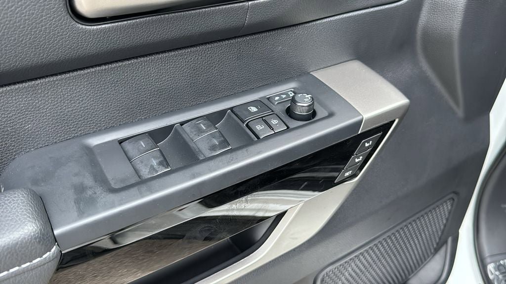 New 2026 Toyota Tundra Limited AWD/4WD image 15