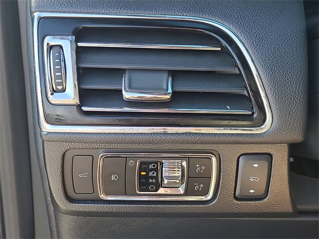 Used 2024 Lincoln Navigator Premiere image 27