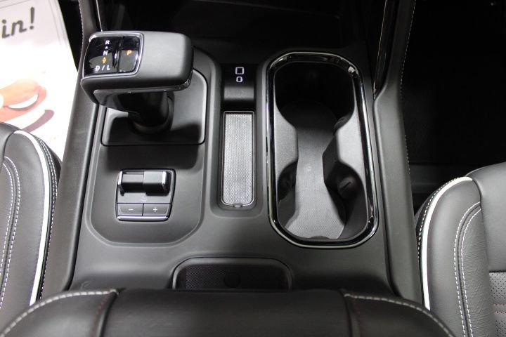 Used 2025 GMC Sierra 1500 AT4X AWD/4WD image 37