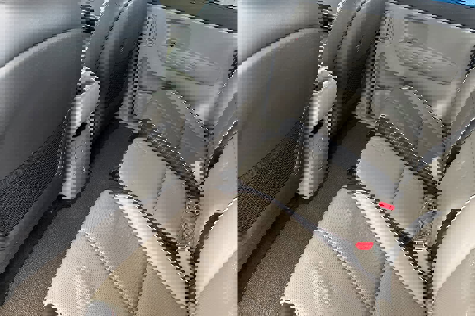 Used 2017 Kia Sedona LX w/ LX Essentials Premium Package image 12