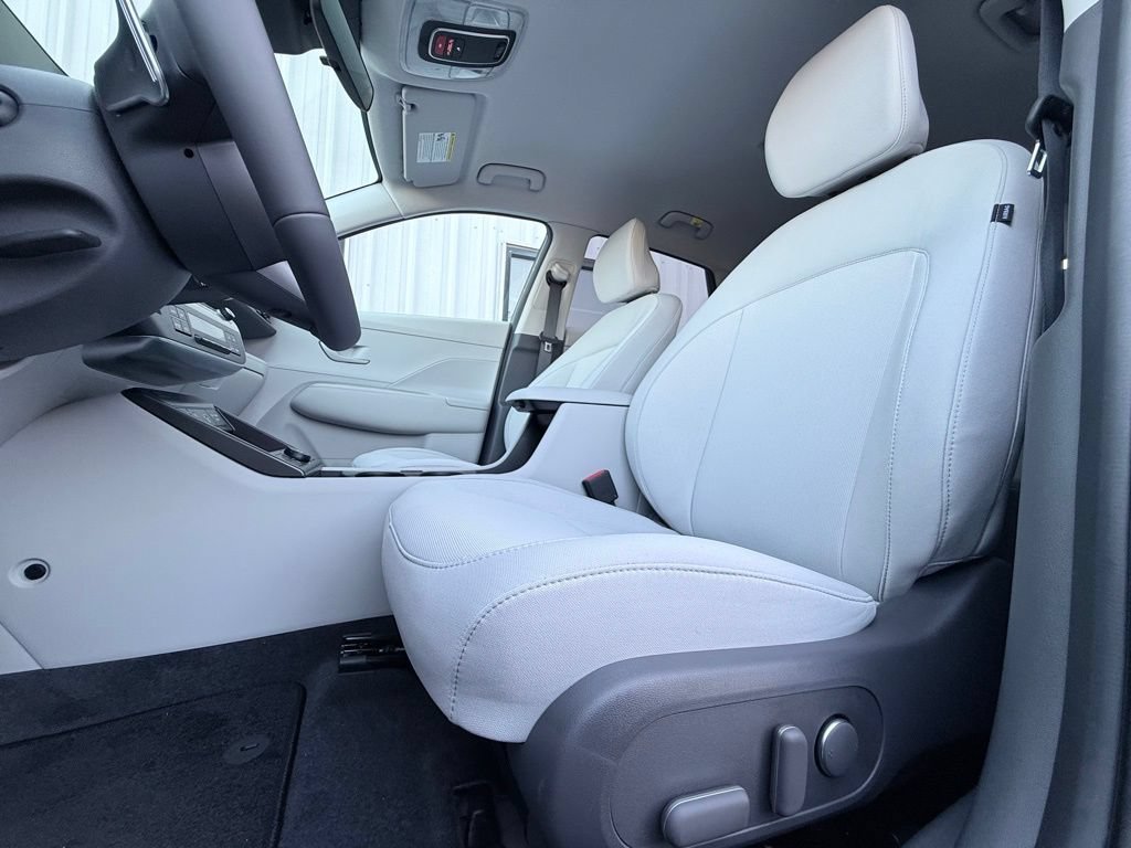 New 2025 Hyundai Kona SEL FWD image 22