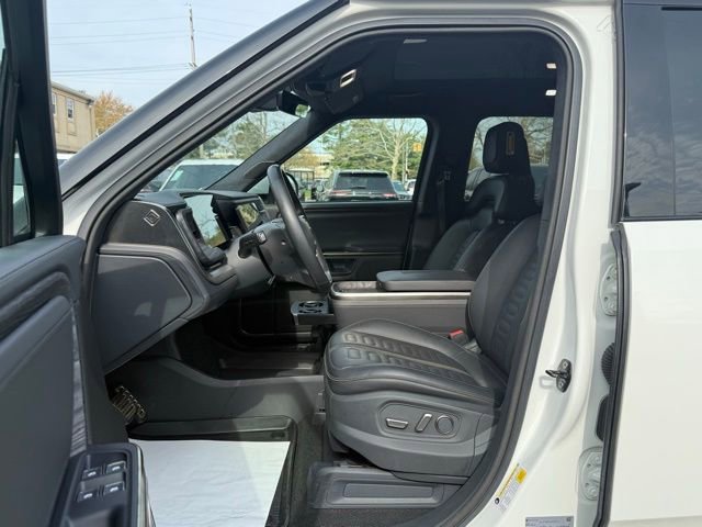 Used 2022 Rivian R1T Adventure image 28