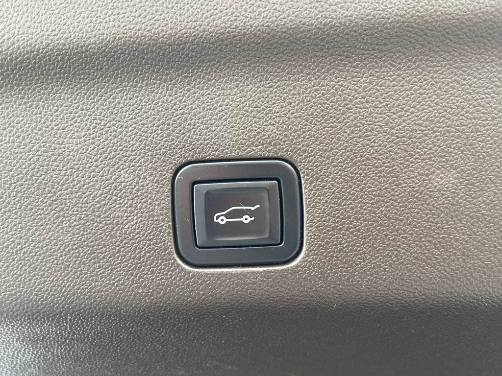 Used 2021 Chevrolet Tahoe Z71 w/ Z71 Signature Package AWD/4WD image 53