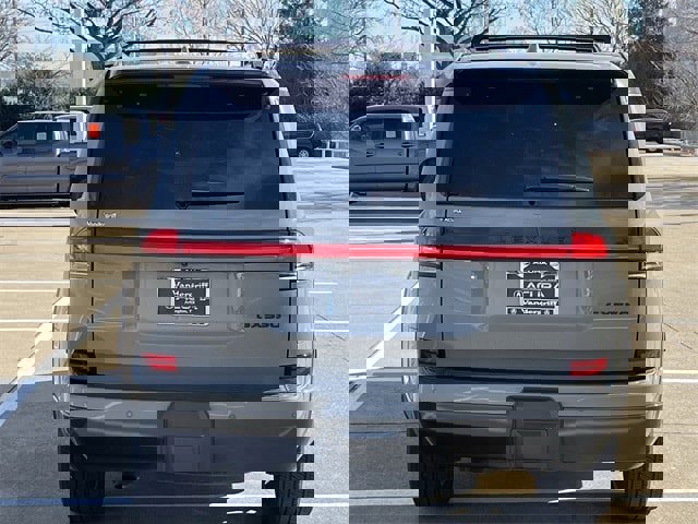 Used 2024 Lexus GX 550 image 5