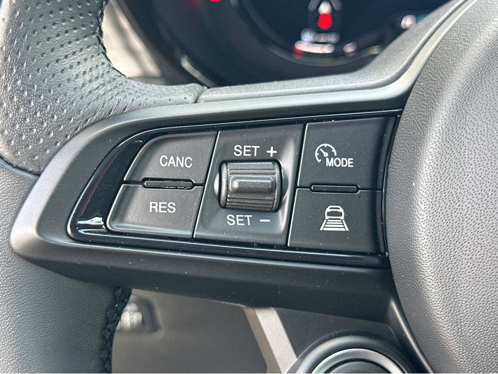 Used 2024 Alfa Romeo Tonale Ti image 22