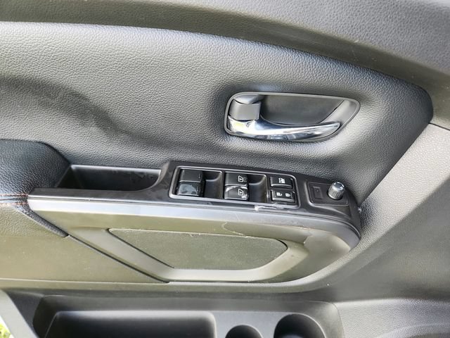 Used 2020 Nissan Titan PRO-4X AWD/4WD image 21