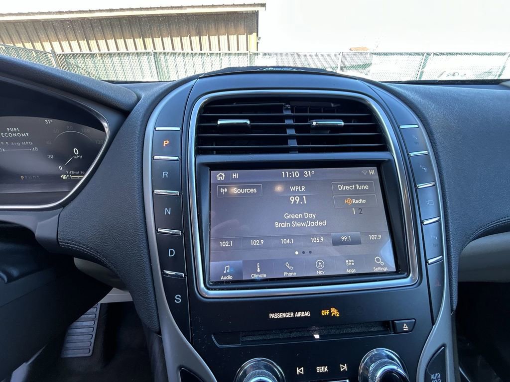 Used 2020 Lincoln Nautilus Reserve image 16