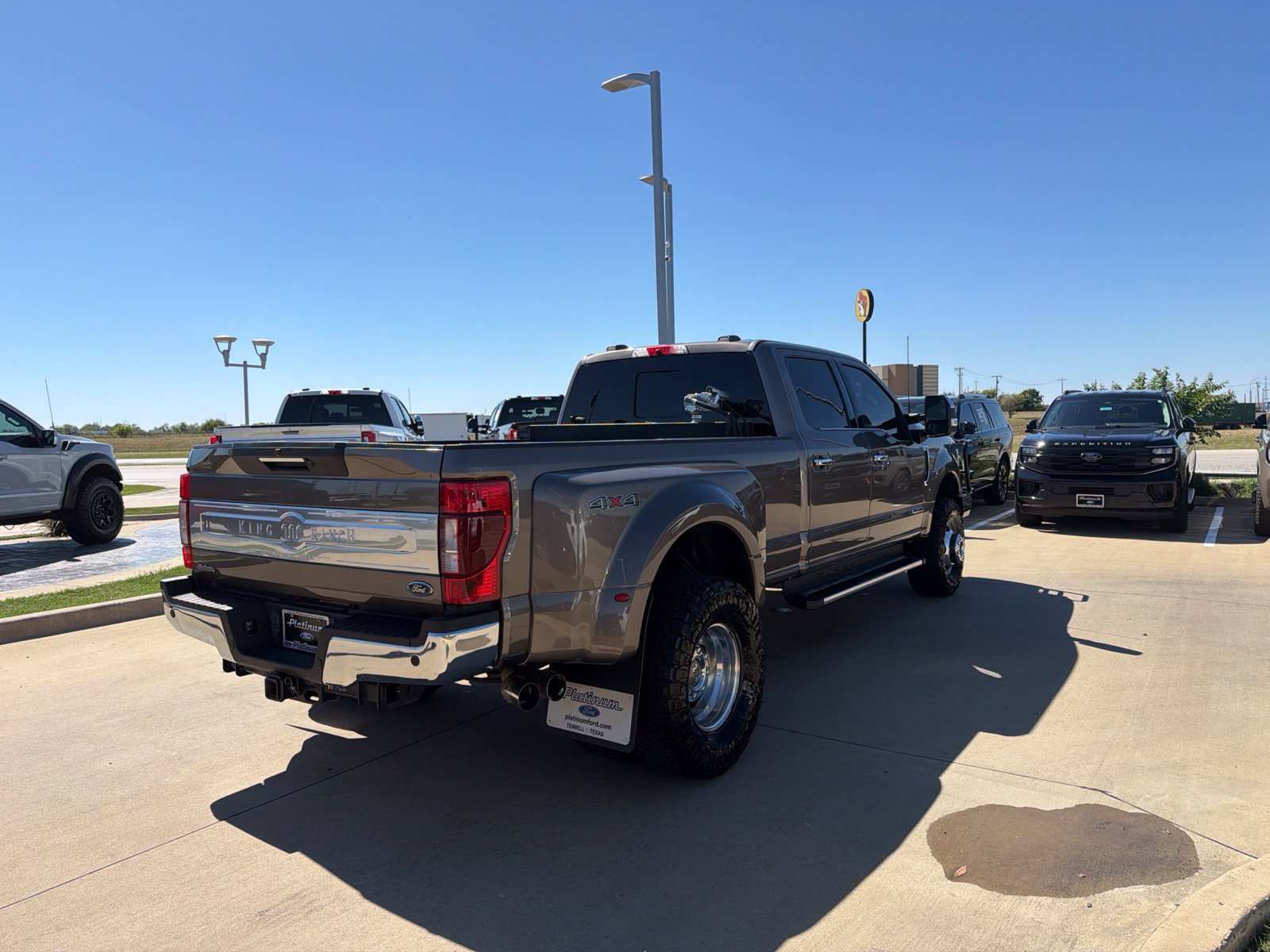 Used 2022 Ford F350 King Ranch w/ Chrome Package AWD/4WD image 5