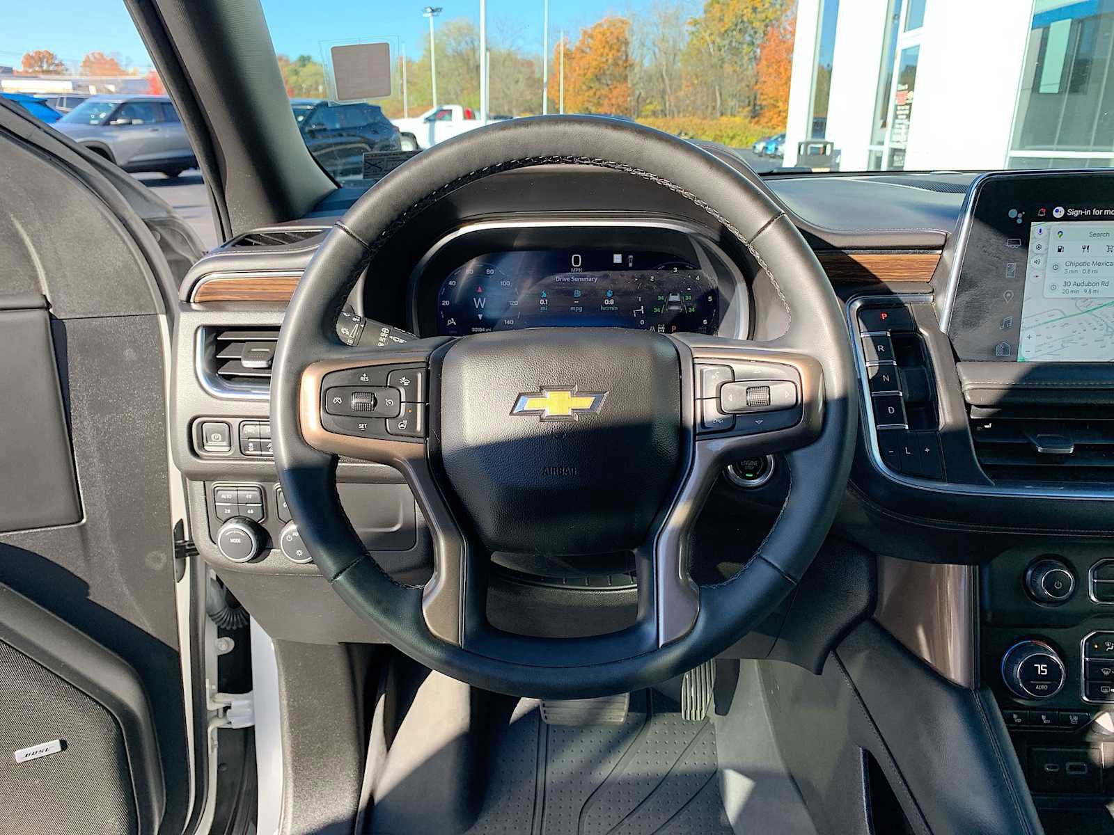 Certified 2023 Chevrolet Suburban High Country image 11