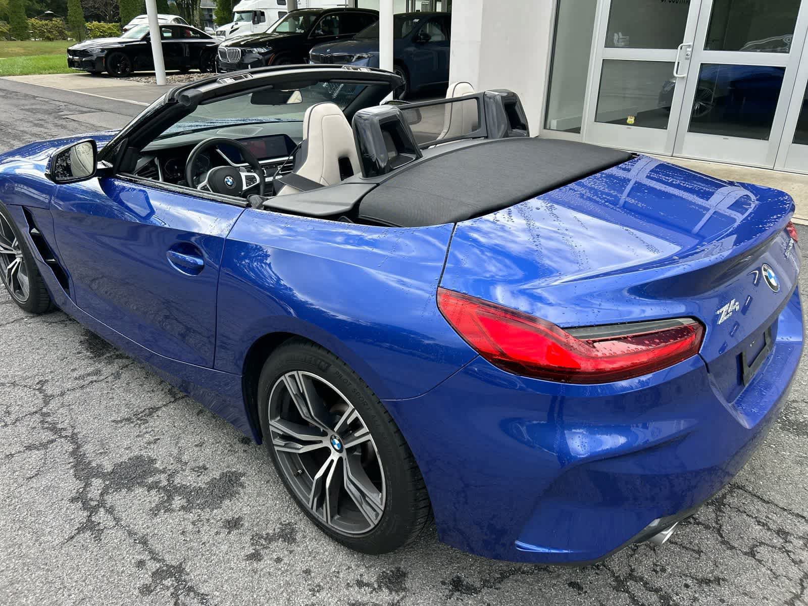 Used 2024 BMW Z4 sDrive30i w/ Driving Assistance Package RWD image 31