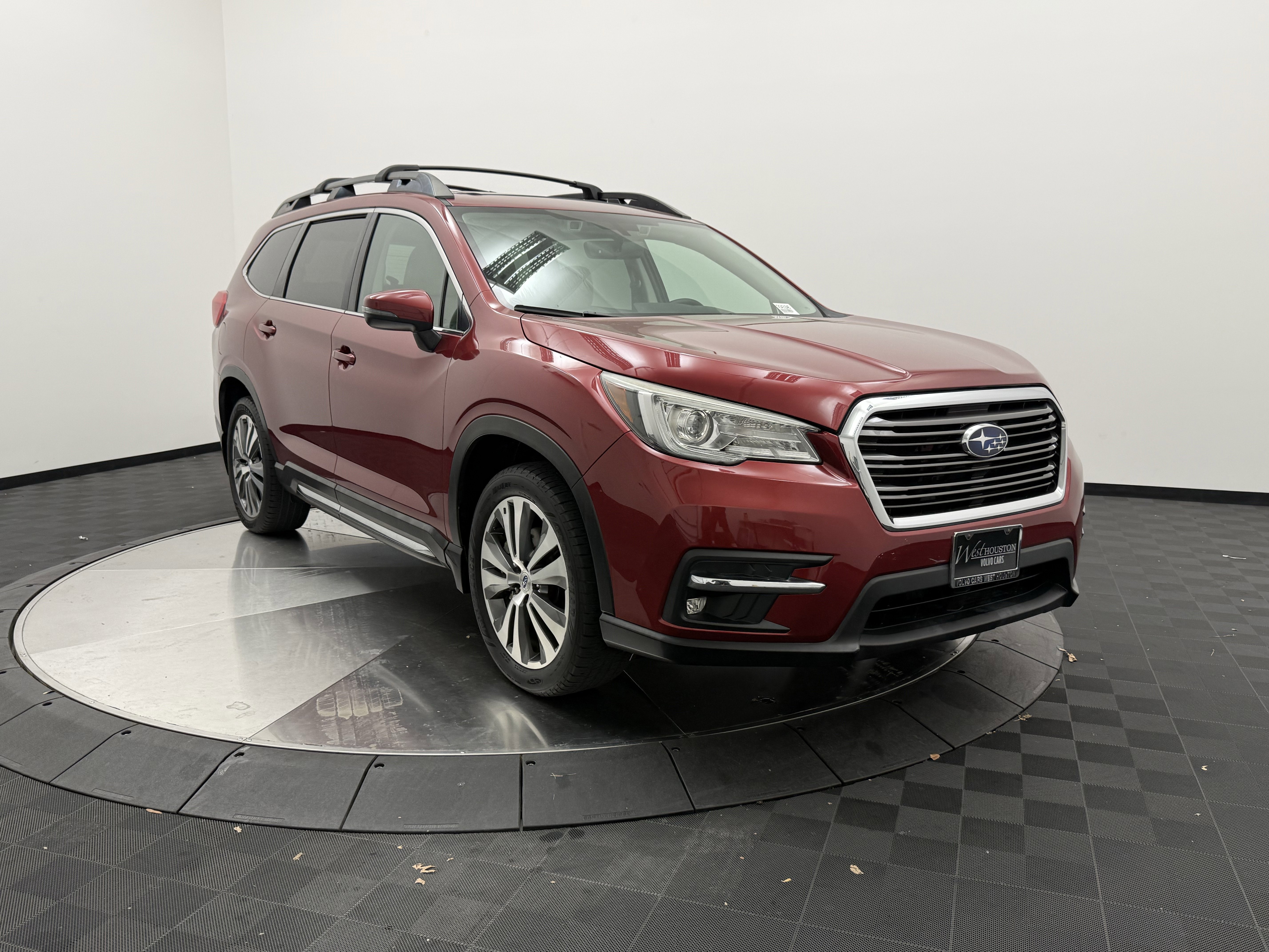 Used 2019 Subaru Ascent Limited w/ Popular Package #3 image 2