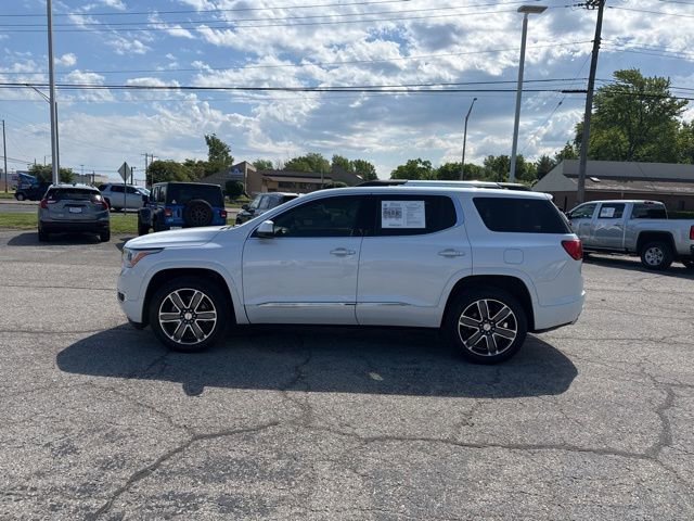 Used 2019 GMC Acadia Denali w/ Technology Package FWD image 2
