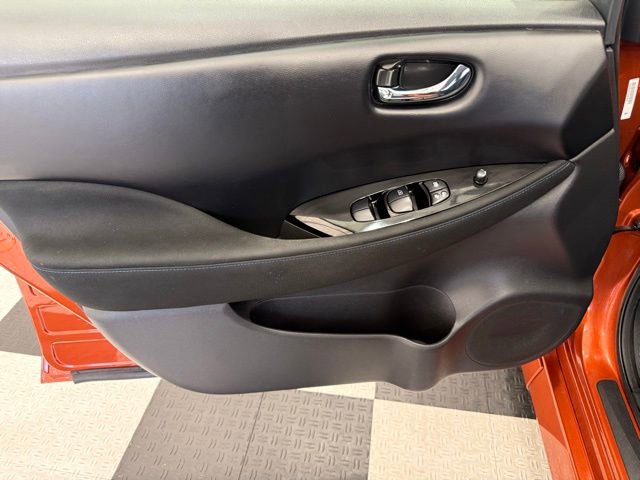 Used 2022 Nissan Leaf SV image 14