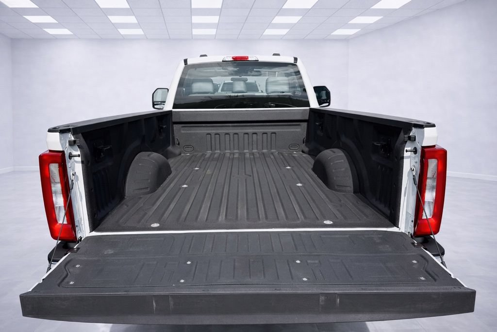 Used 2023 Ford F350 XL w/ XL Chrome Package RWD image 9