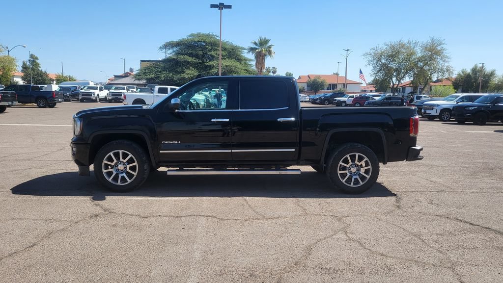 Used 2018 GMC Sierra 1500 Denali RWD image 5