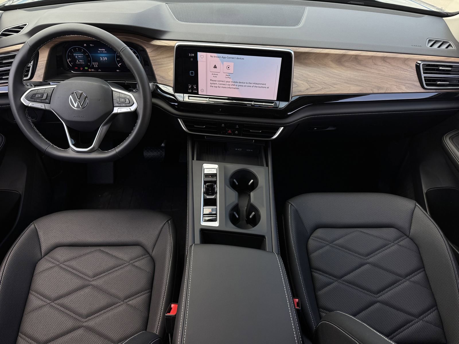 New 2026 Volkswagen Atlas SE FWD image 13