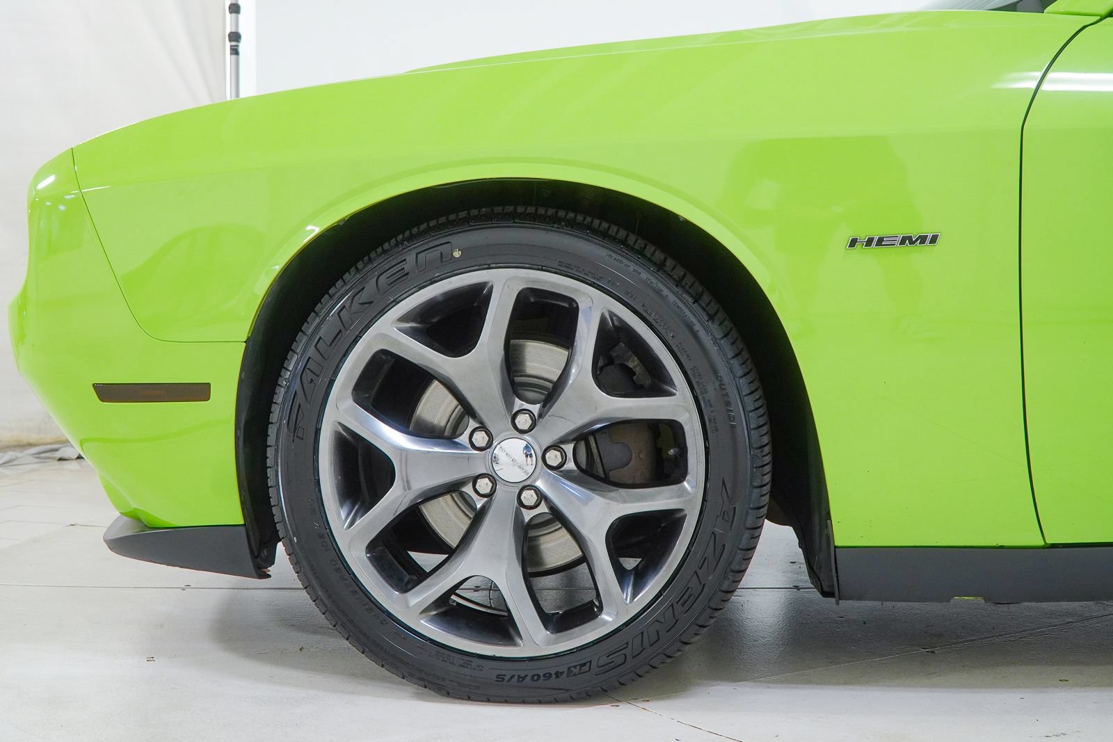 Used 2015 Dodge Challenger R/T Plus RWD image 17