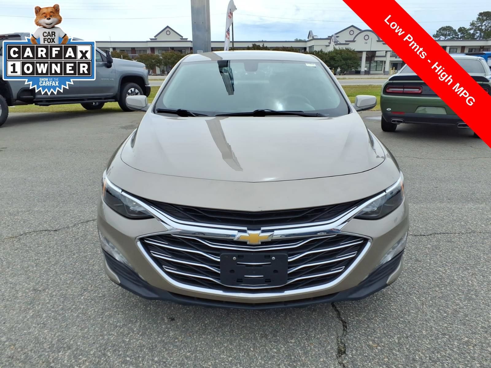 Used 2022 Chevrolet Malibu LT FWD image 8