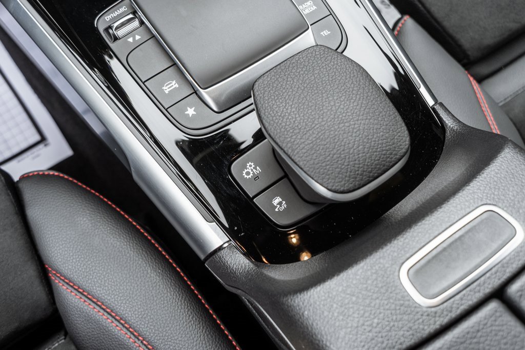 Used 2023 Mercedes-Benz GLB 35 AMG GLB 35 AMGﾮ w/ Premium Package image 19