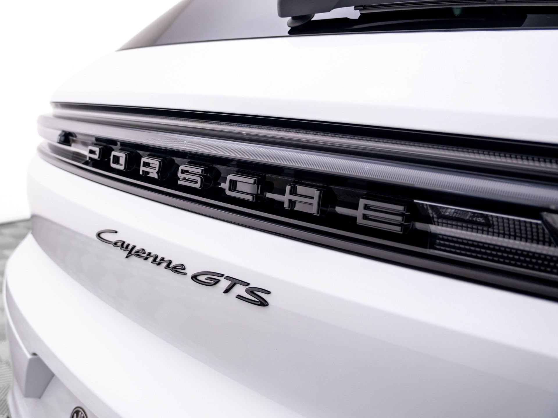 Used 2026 Porsche Cayenne GTS AWD/4WD image 41