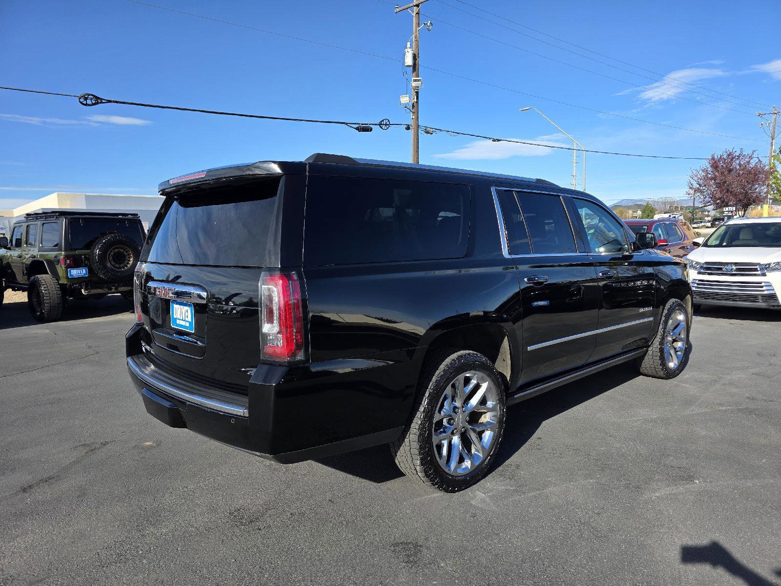 Used 2020 GMC Yukon XL Denali w/ Open Road Package AWD/4WD image 5