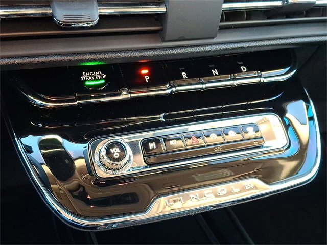 Used 2025 Lincoln Corsair FWD image 15