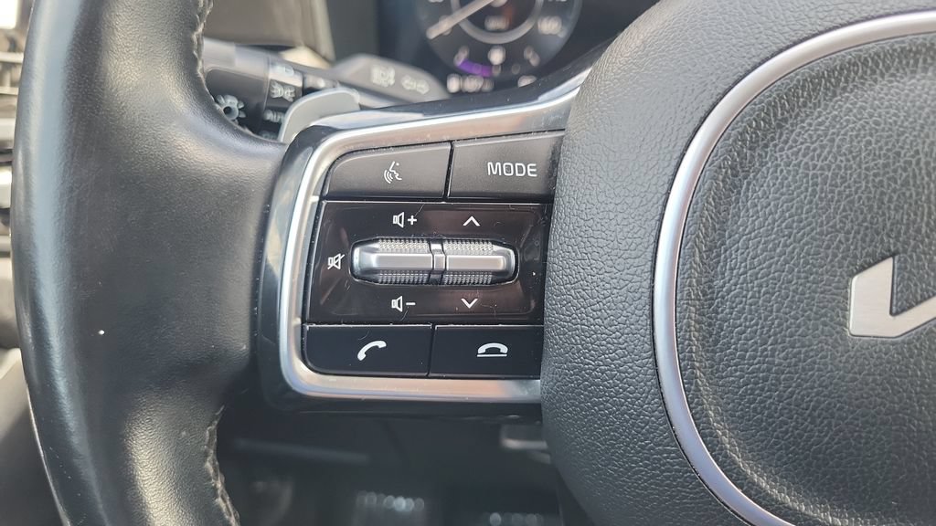 Used 2023 Kia Sorento SX AWD/4WD image 20