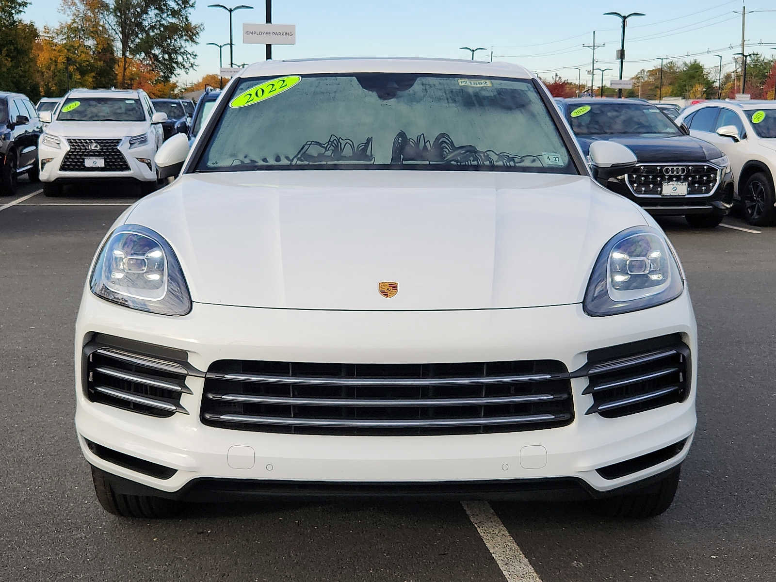 Used 2022 Porsche Cayenne Platinum Edition image 2