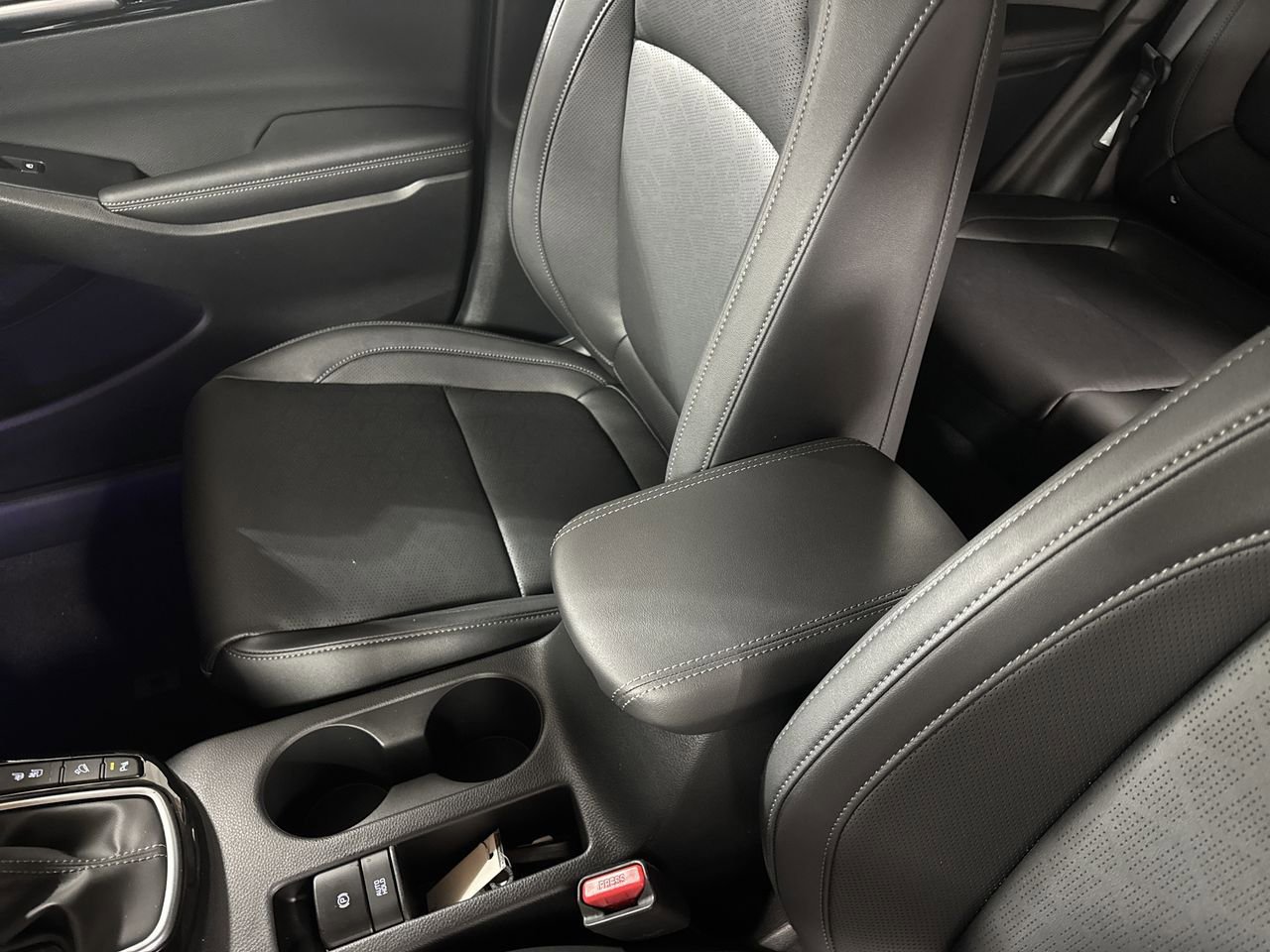 Certified 2025 Kia Seltos SX w/ SX Sunroof Package image 27