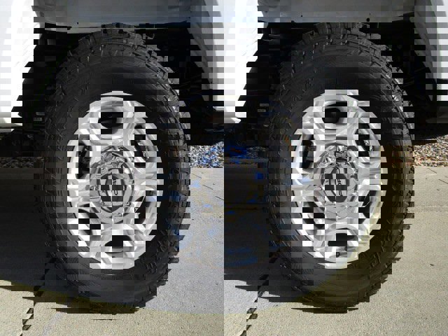 New 2026 Ford F250 XLT w/ Snow Plow/Camper Package image 9