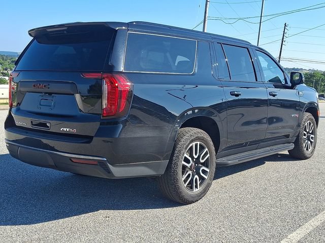 Used 2024 GMC Yukon XL AT4 w/ Technology Package AWD/4WD image 9
