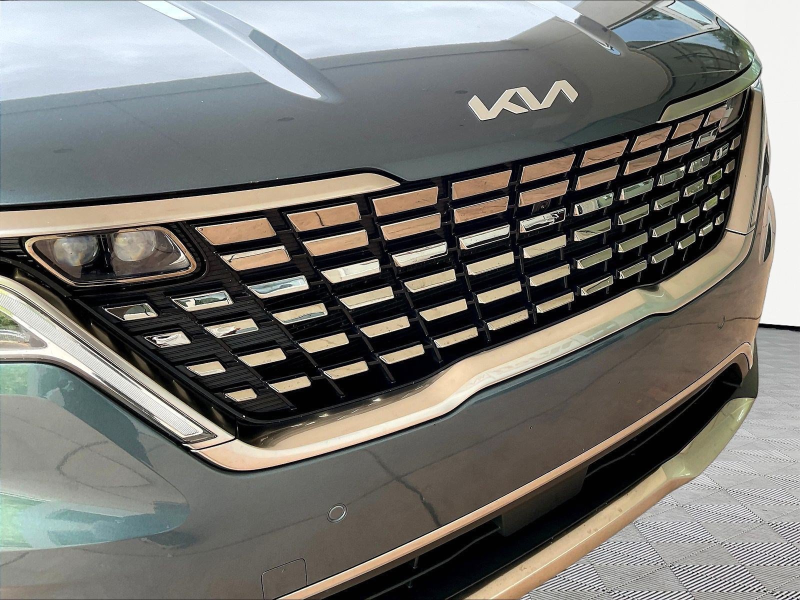 Used 2024 Kia Carnival SX Prestige FWD image 31